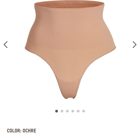 Skims core control thong -new in box
Some
Boxes damaged when delivered - Picture 14 of 15